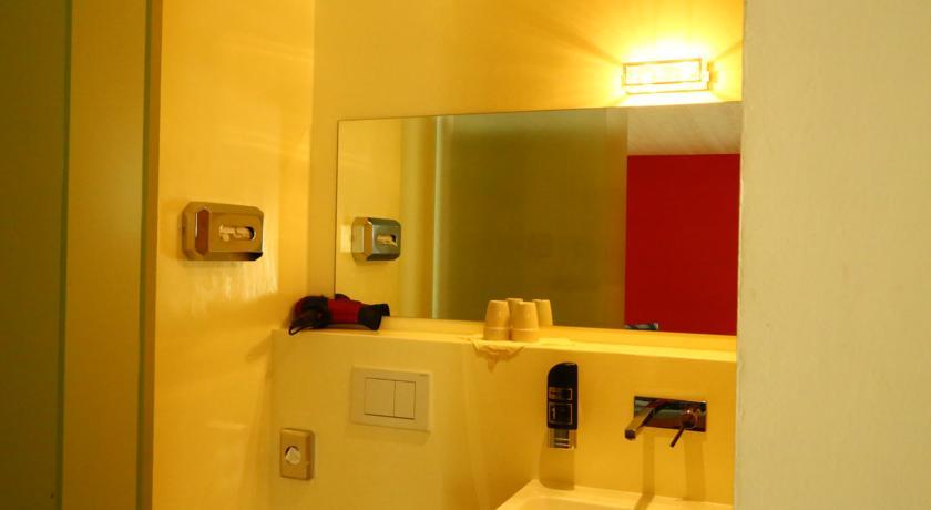 Hotel Bellavista Ftan Chambre photo